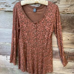 Peruvian Connection medium top